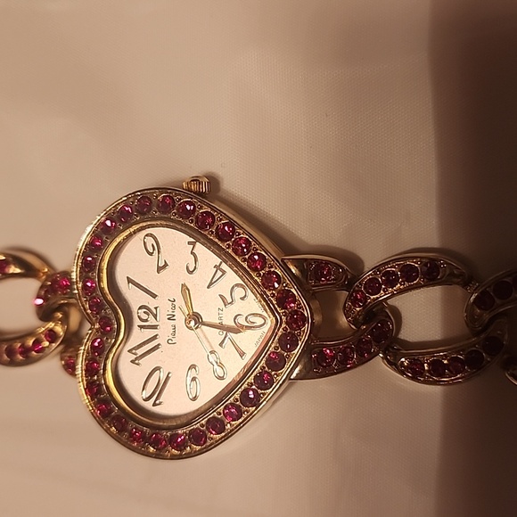Heart-Shaped Gold and Pink Watch Bracelet - Picture 2 of 4